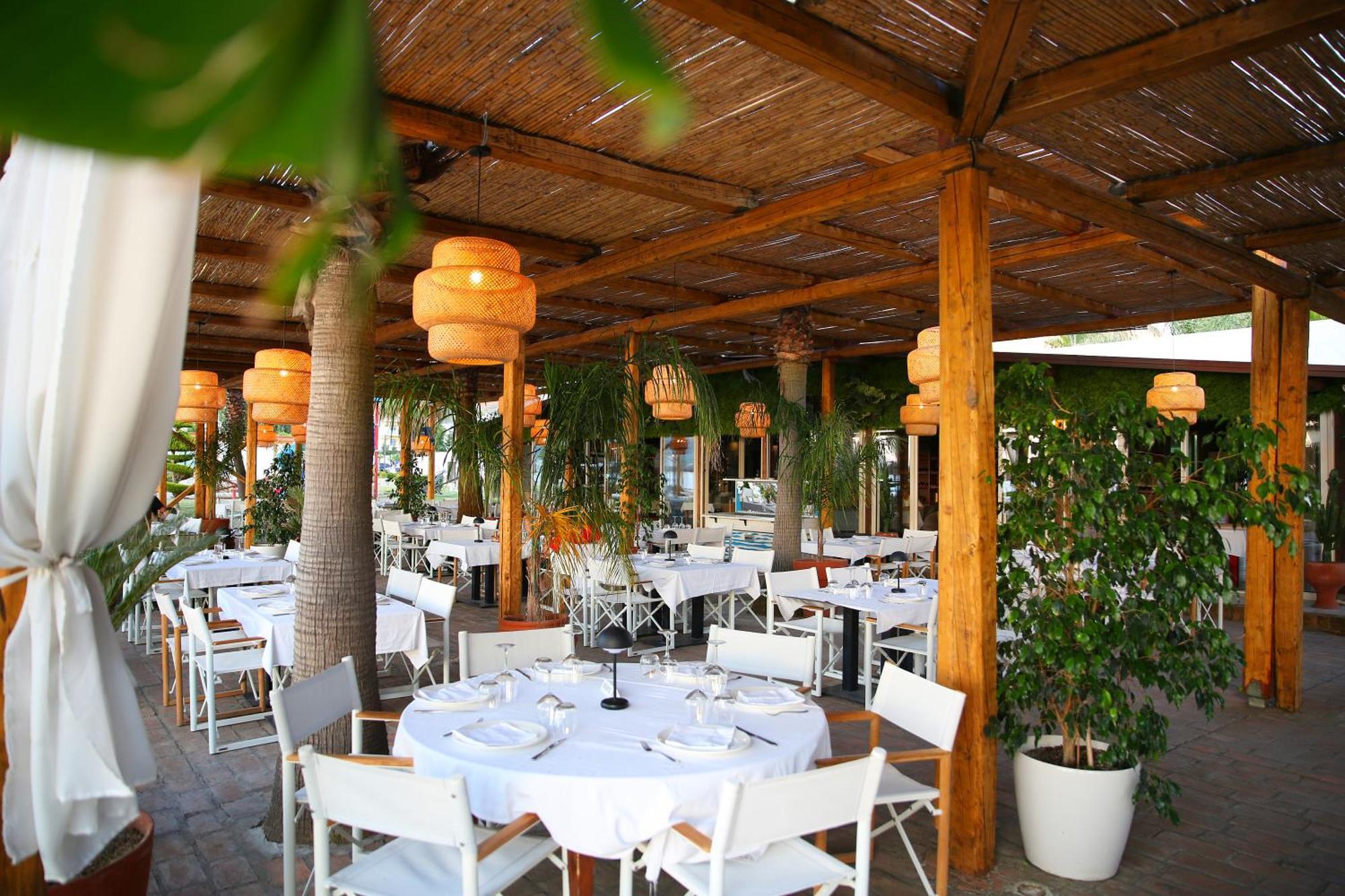 Oricon Coast Luxury Resort Orikum Eksteriør bilde